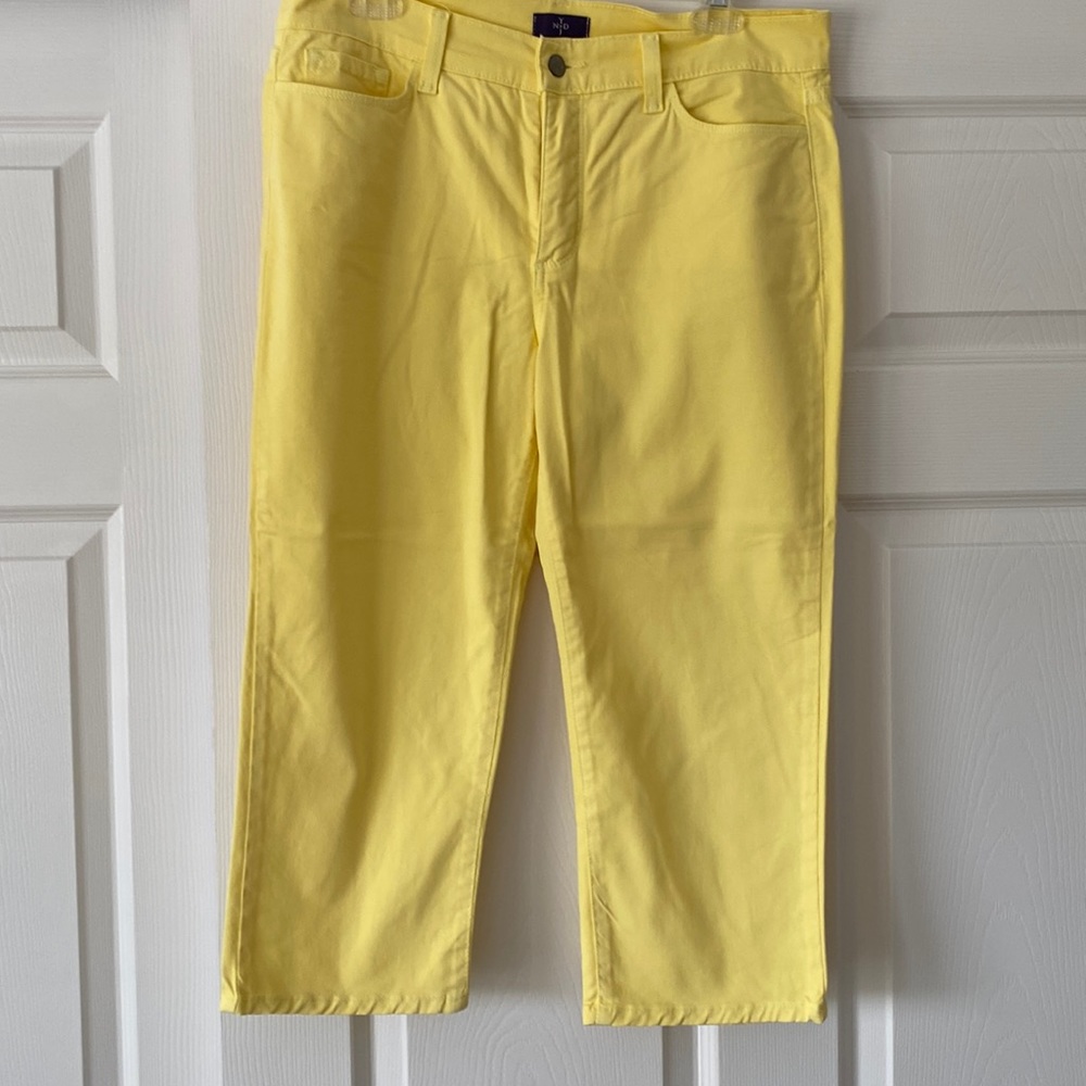 NJDJ capris in yellow size 10 $ 15